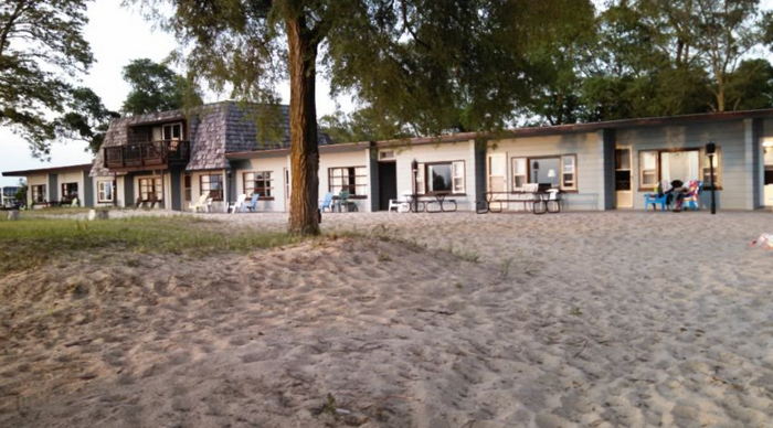 Lake Shore Motel (Kennys Lakeshore Motel) - From Lakeshore Motel Website (newer photo)